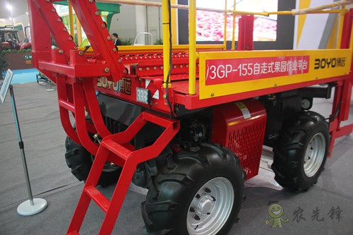 果園機(jī)械也過平安夜？