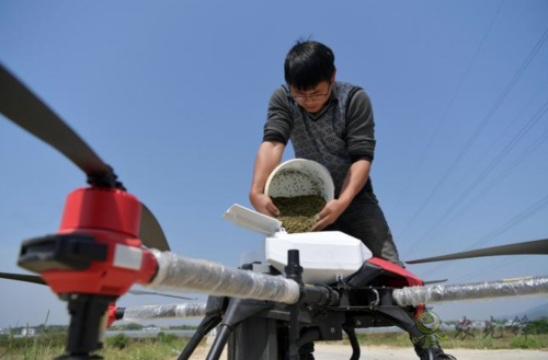 播種施藥一體化——農(nóng)業(yè)無(wú)人機(jī)