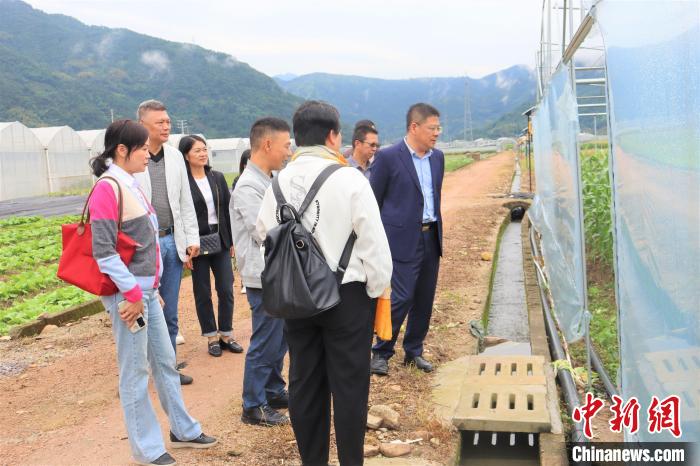 海外專家指導(dǎo)育種 助閩東發(fā)展農(nóng)業(yè)&ldquo;芯片&rdquo;