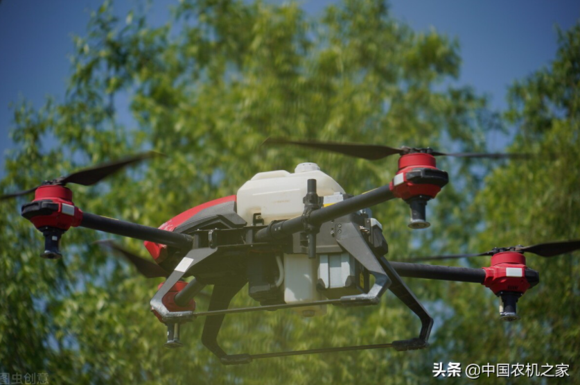 無人飛機在果園植保中的技術(shù)路線越來越成熟