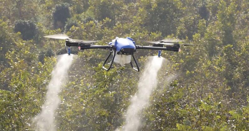 萬物生長(zhǎng)·2022極目機(jī)器人科技年會(huì)召開 EA-30X新機(jī)閃耀亮相助力科技興農(nóng)