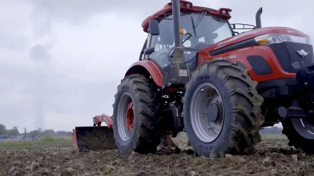 科技改變世界！智能農(nóng)機助力中國！