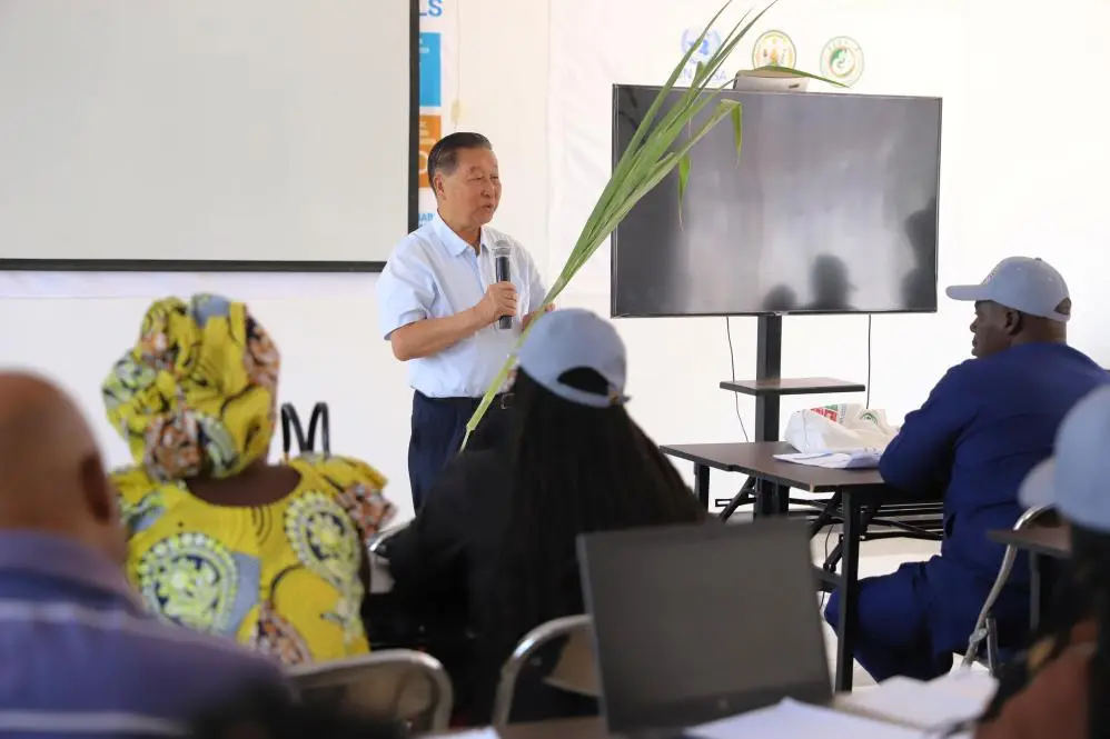 林占熺：菌草技術(shù)從國內(nèi)扶貧“生力軍”發(fā)展為支援國際減貧“奇兵”